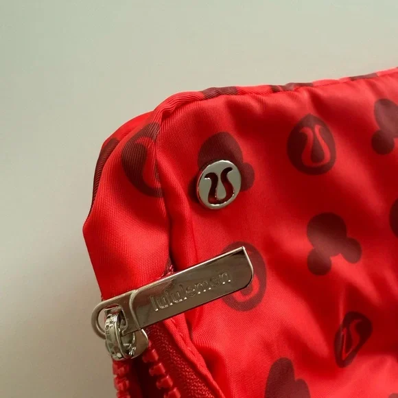 Lululemon x Disney everywhere beltbag - Picture 7 of 7
